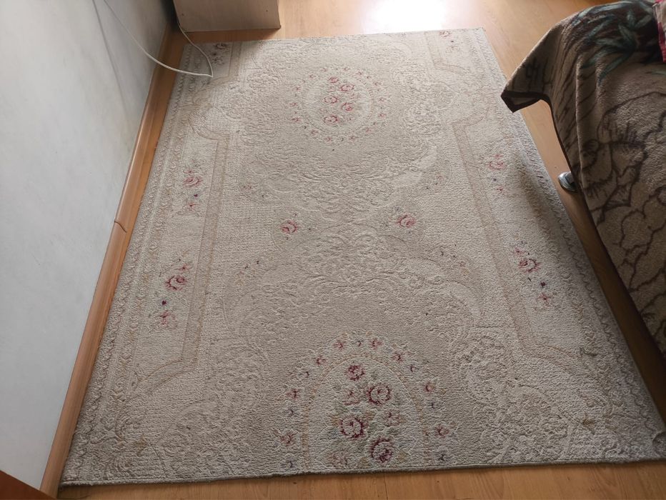 Таза клем ковер.