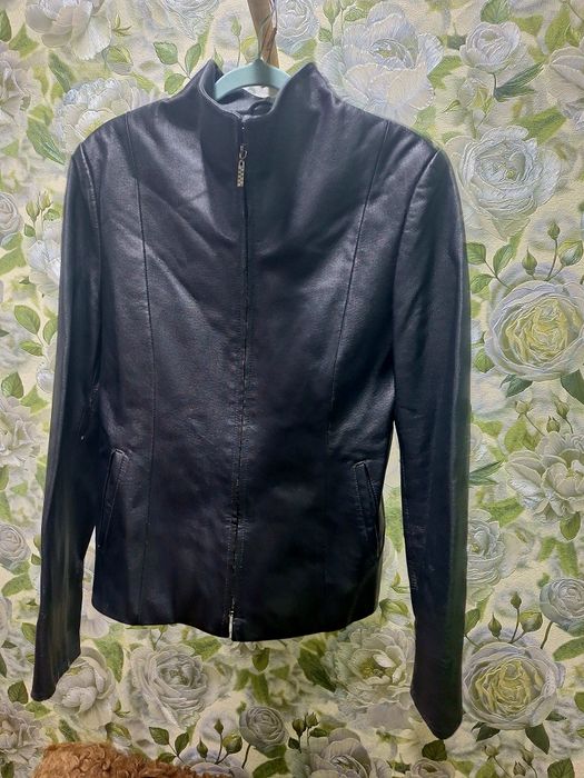 Кожаная женская куртка