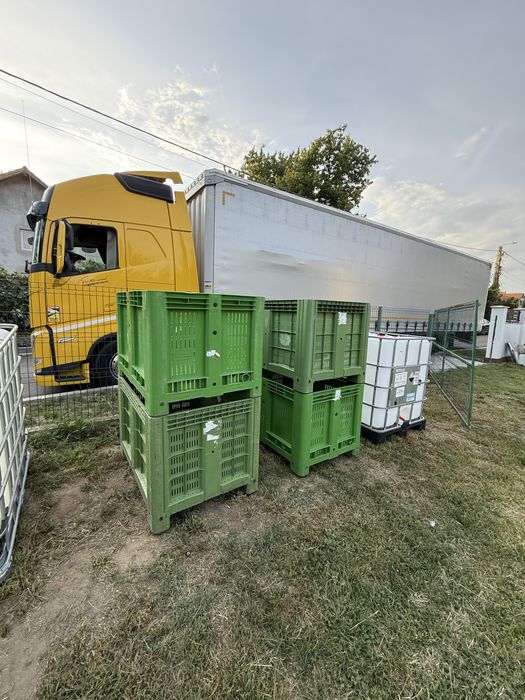 Vand Boxpalleti, Lazi de plastic