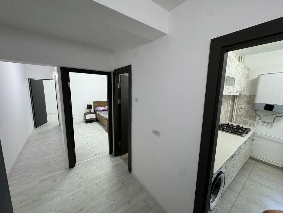 Apartament  doua camere parter, zona f buna, vedere pe fata, decomandat, Regim Hotelier