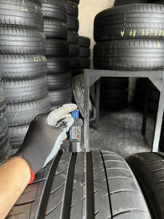 2 anvelope de vara 235/50/18 Dunlop Runflat!