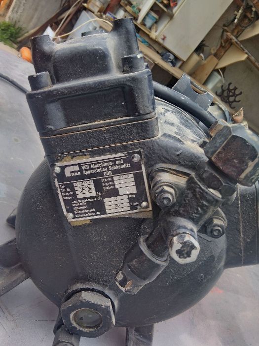 компресор трифазен