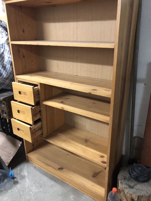 Продам деревяную полку-стеллаж