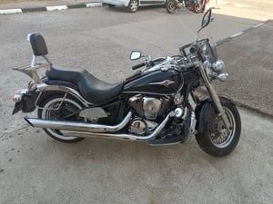 Kawasaki Vulcan 900