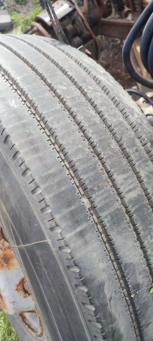 Шины с дисками 295*80 R22,5, 315*80 R22,5.