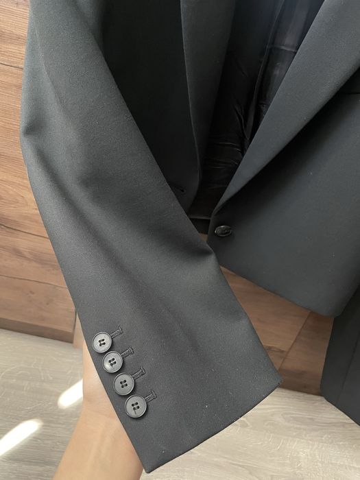 Черный базовый пиджак новый Lime