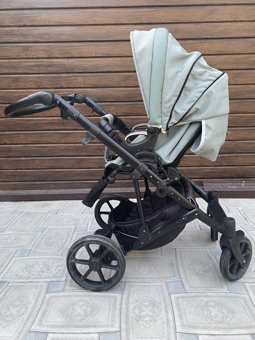 Продам коляску 3 в 1 pituso confort