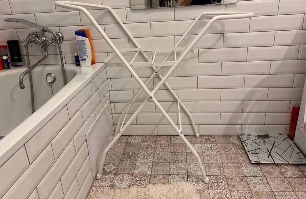 Подставка под ванночку 2 в 1 и сушилка для белья