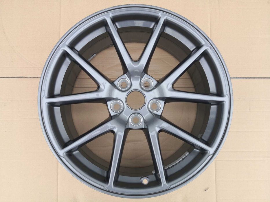 Диски от Тесла модел 3,  4 шт