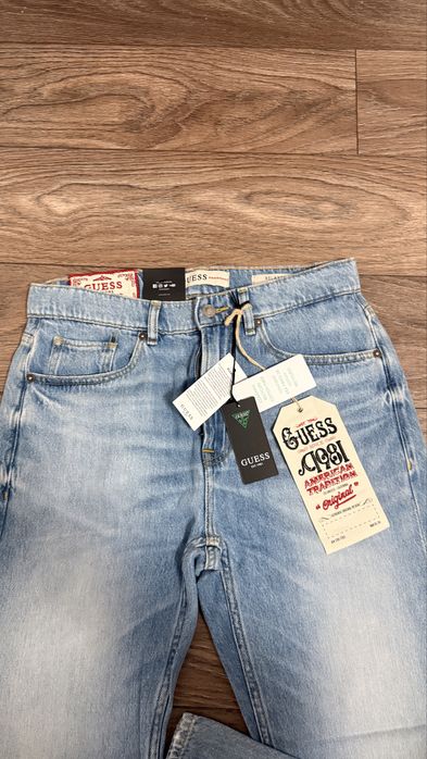 Jeans guess  noi cu eticheta