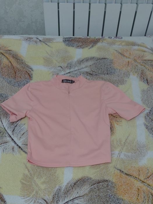 Топ-футболка из нейлона