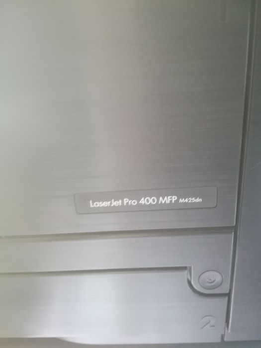 Продам принтер лазерный hp mf400