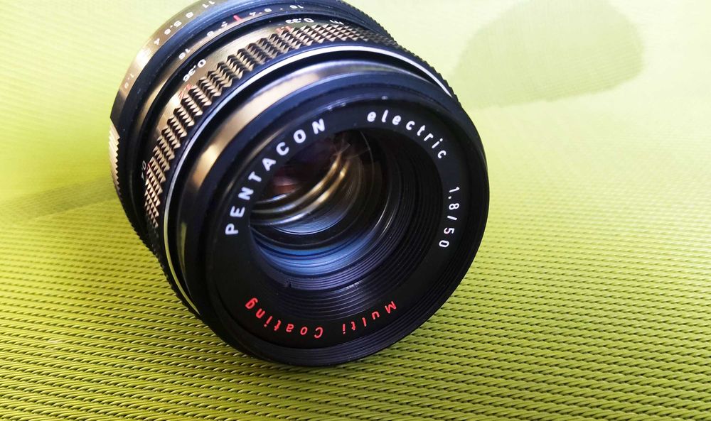 обективи М42 -  Auto Revuenon 35/2.8 и Pentacon 50/1.8