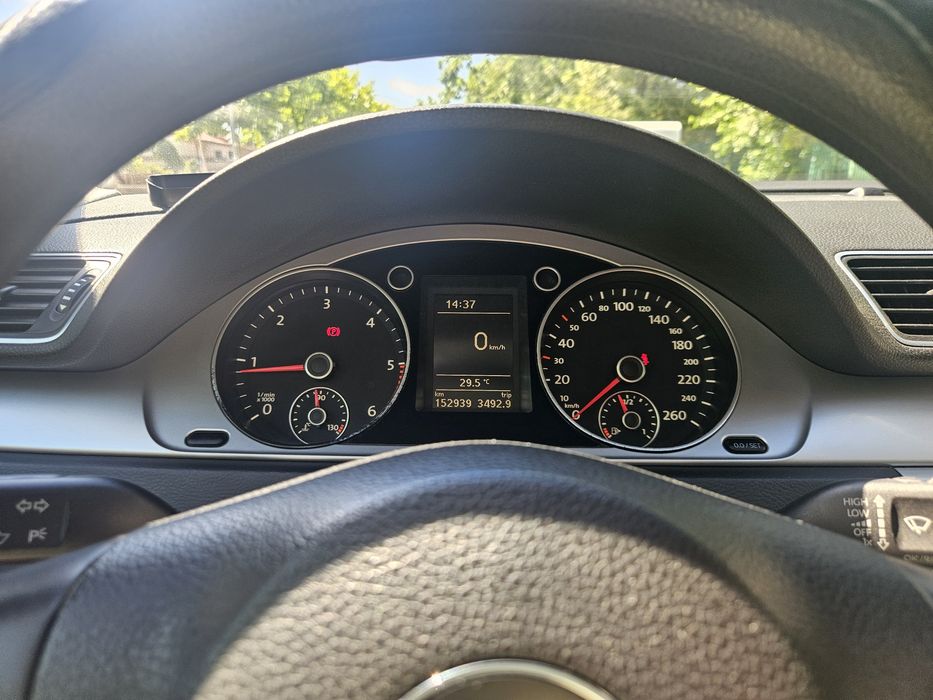 VOLKSWAGEN Passat 2012 — imagine 3