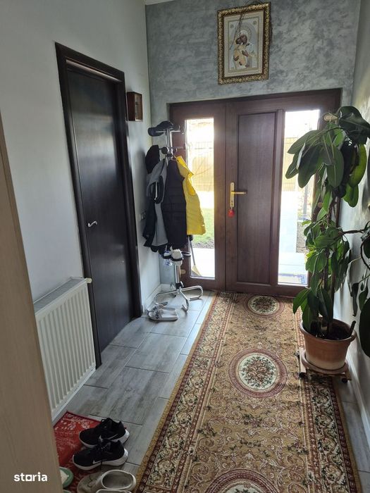 Casă cu 4 camere în Stupini finisata mobilata /utila