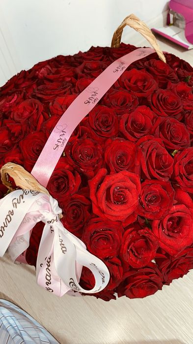 Свежый 51 роза корзинамен