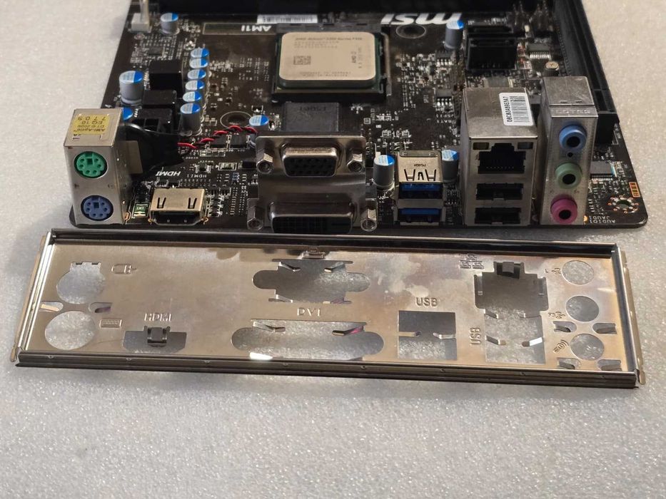 Placa de baza MSI AM1I, Socket AM1 + procesor AMD AMD Athlon 5350
