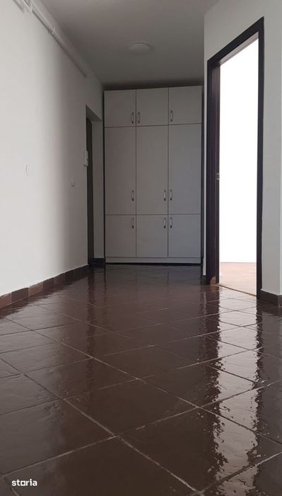 Aparatment cu 3,etaj intermediar zona Eroilor