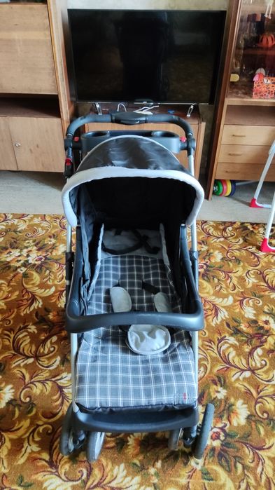 Продаю КОЛЯСКУ в хорошем состоянии