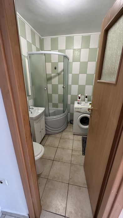 Inchiriez apartamenr 2 camere