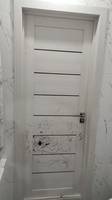 Продам 2 дверей.