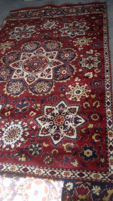 Продам ковры и дорожки