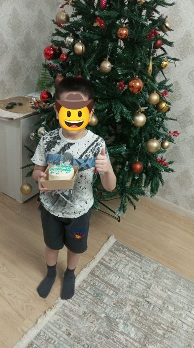 Продам искусственную ель