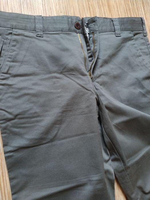 Брюки темно-серого цвета