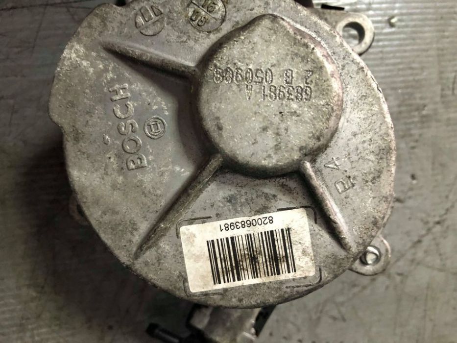 pompa vacuum 2.0 dci renault trafic 2 megane 2 scenic 2  vel satis