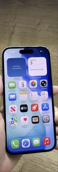 Vand Iphone 16 stare foarte buna