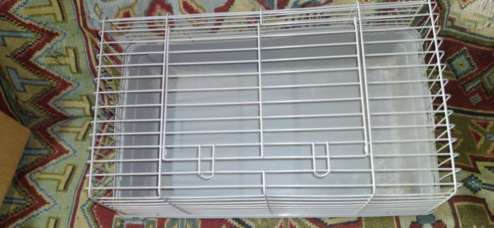 Клетка большая Смотрите  2 фото Читайте описании