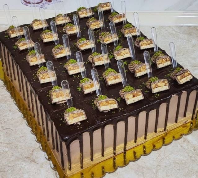 Пеку на заказ разнообразные торты и печеное.готовлю ковурдок и котлеты