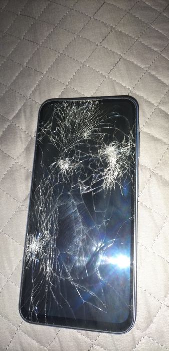 Vând telefoane pentru piese! A16,A15, S22 FE 5G