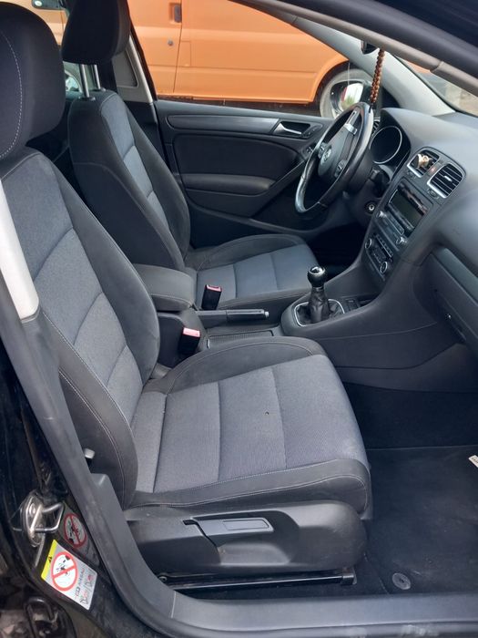 Volkswagen Golf 6 1.6TDI 2011 105Cp