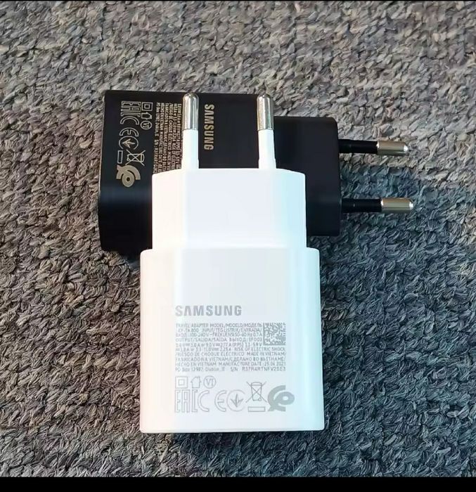 Incarcator Samsung Super Rapid cu cablu.