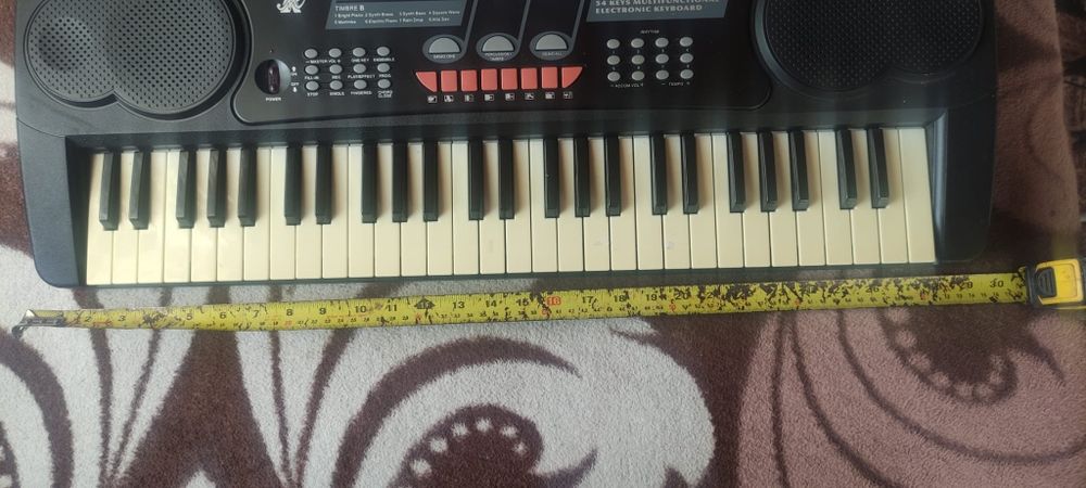 Синтезатор  МК 632 с 54 копчета  170 лв