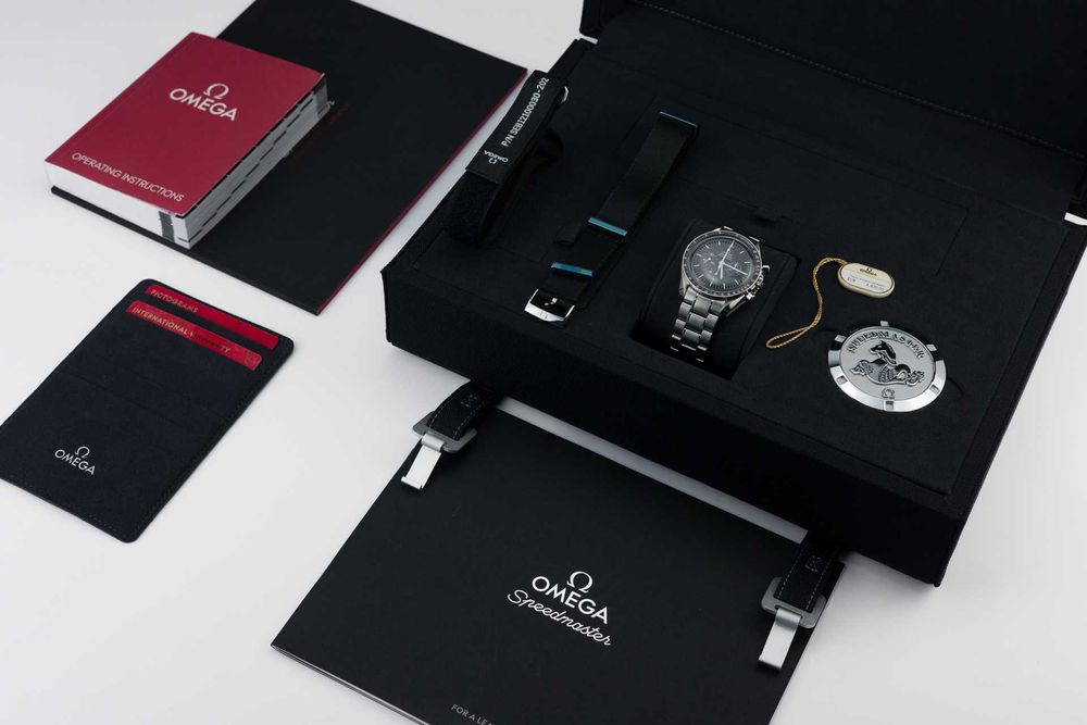 Omega Speedmaster Professional Moonwatch Chronograph Hesalite