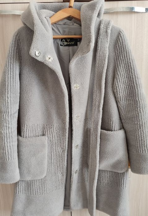 Верхняя женская одежда