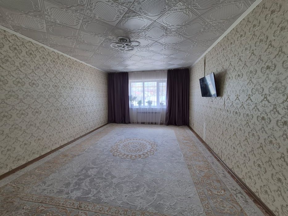 Продам дом в центре городе рынок