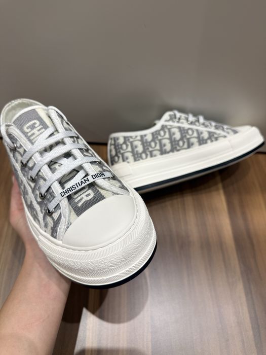 Dior sneakers
