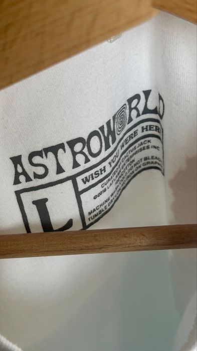 Нова тениска Astroworld