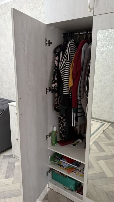 Продам шкаф для спальни/зала