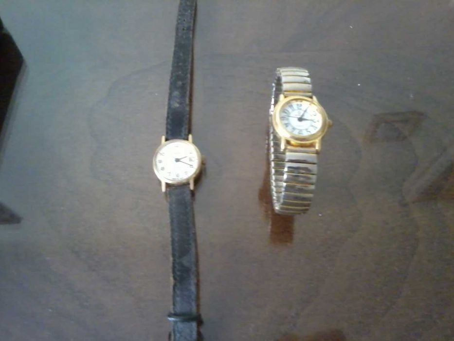 Ceas Auriol /Ceas quartz/ de masa/de perete/cutie