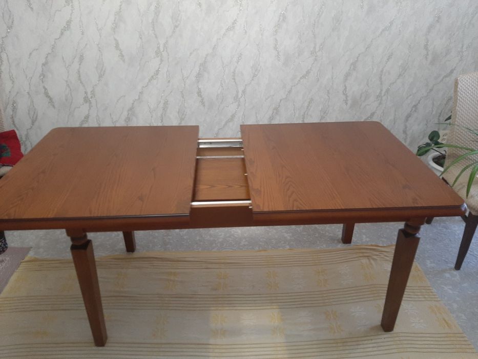 Шкаф для одежды, стол