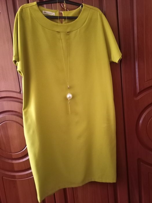 Платье женское прямого стиля