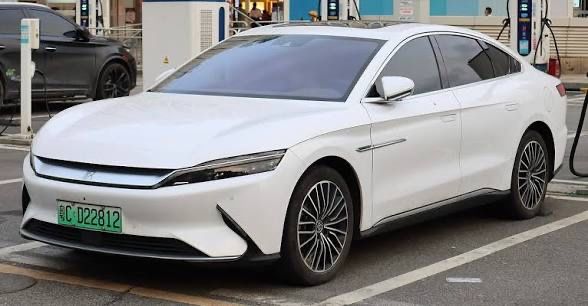 Крыло для Byd Han