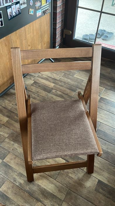 2 seturi mese pliante din lemn de stejar