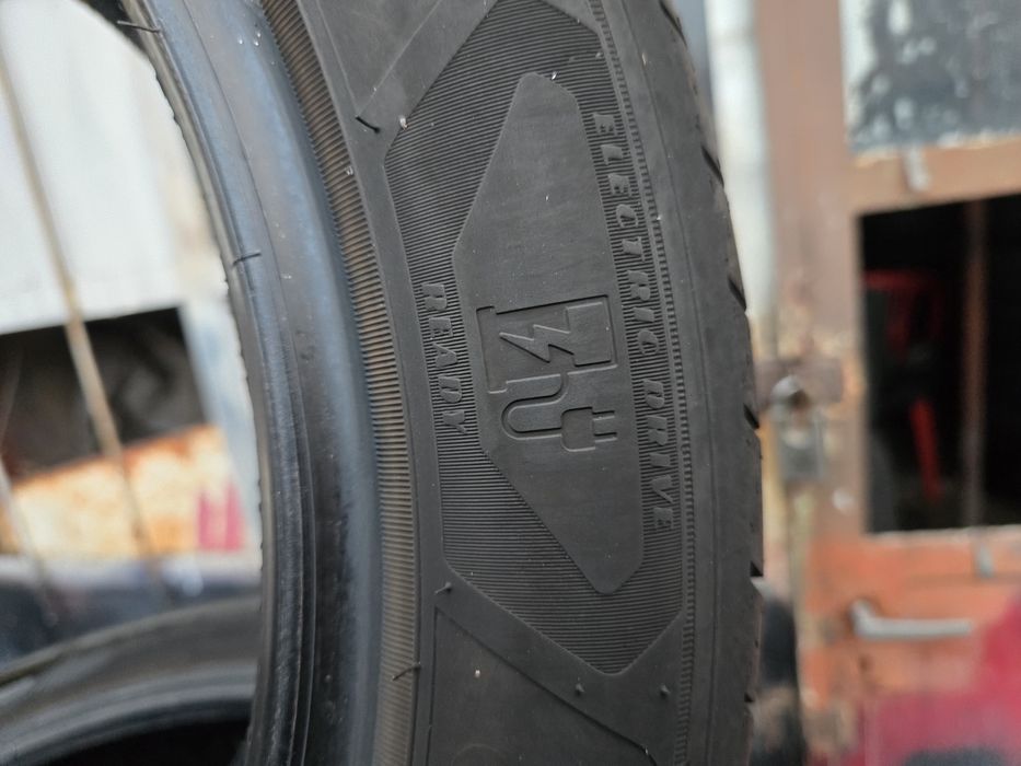 2бр. 205 50 17 Goodyear летни.