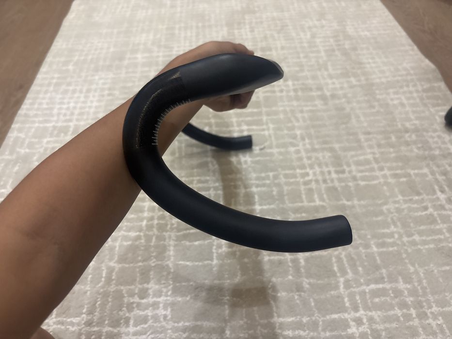 Руль карбон продаётся