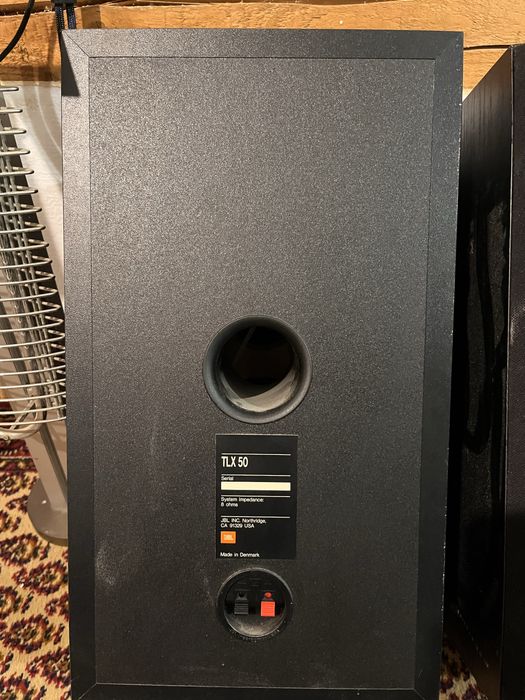 Boxe    jbl tlx 50 retinute